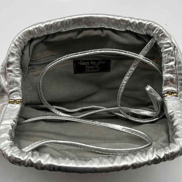 Bags by Jane designs by Michael - Picture 3 of 4